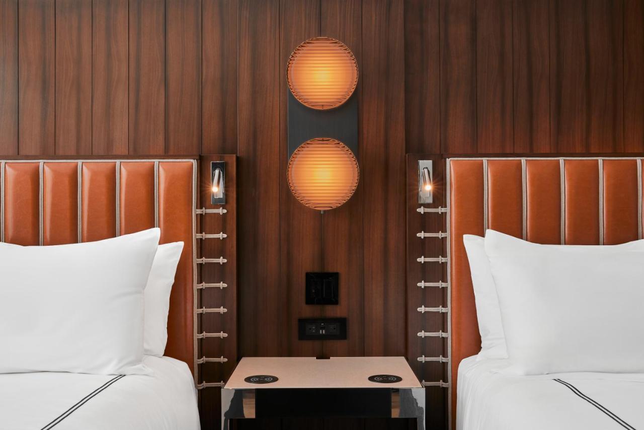 The Godfrey Detroit, Curio Collection By Hilton Exterior foto
